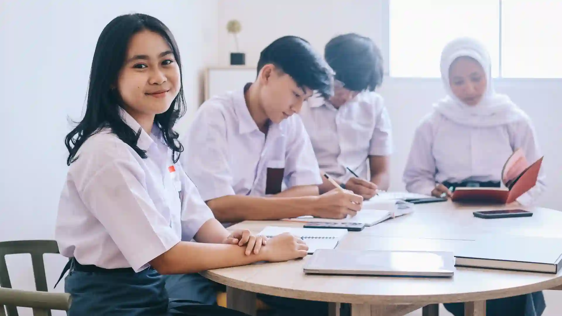 5 Perbedaan SNBP dan UTBK SNBT untuk Masuk PTN 2026