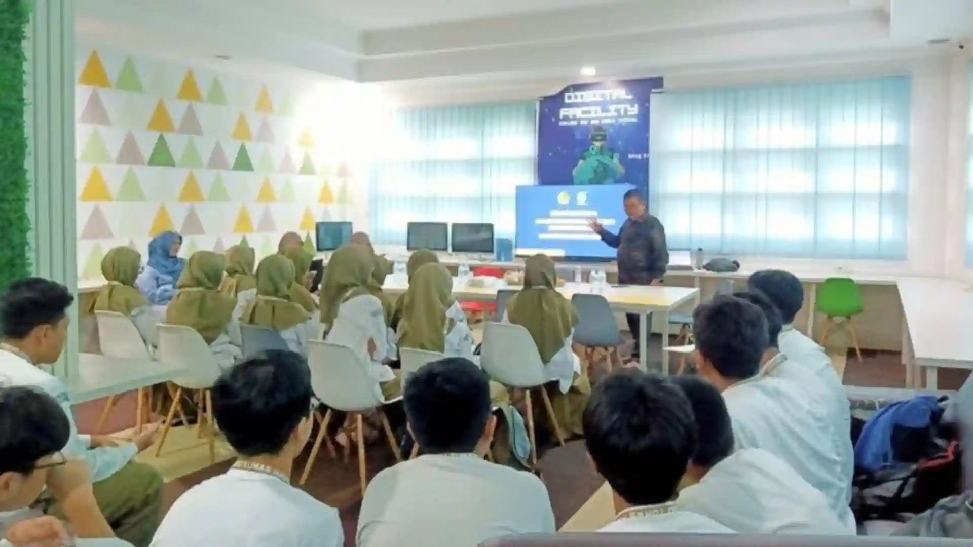99 Siswa MAN IC Lolos SNBT 2026 ke PTN Top